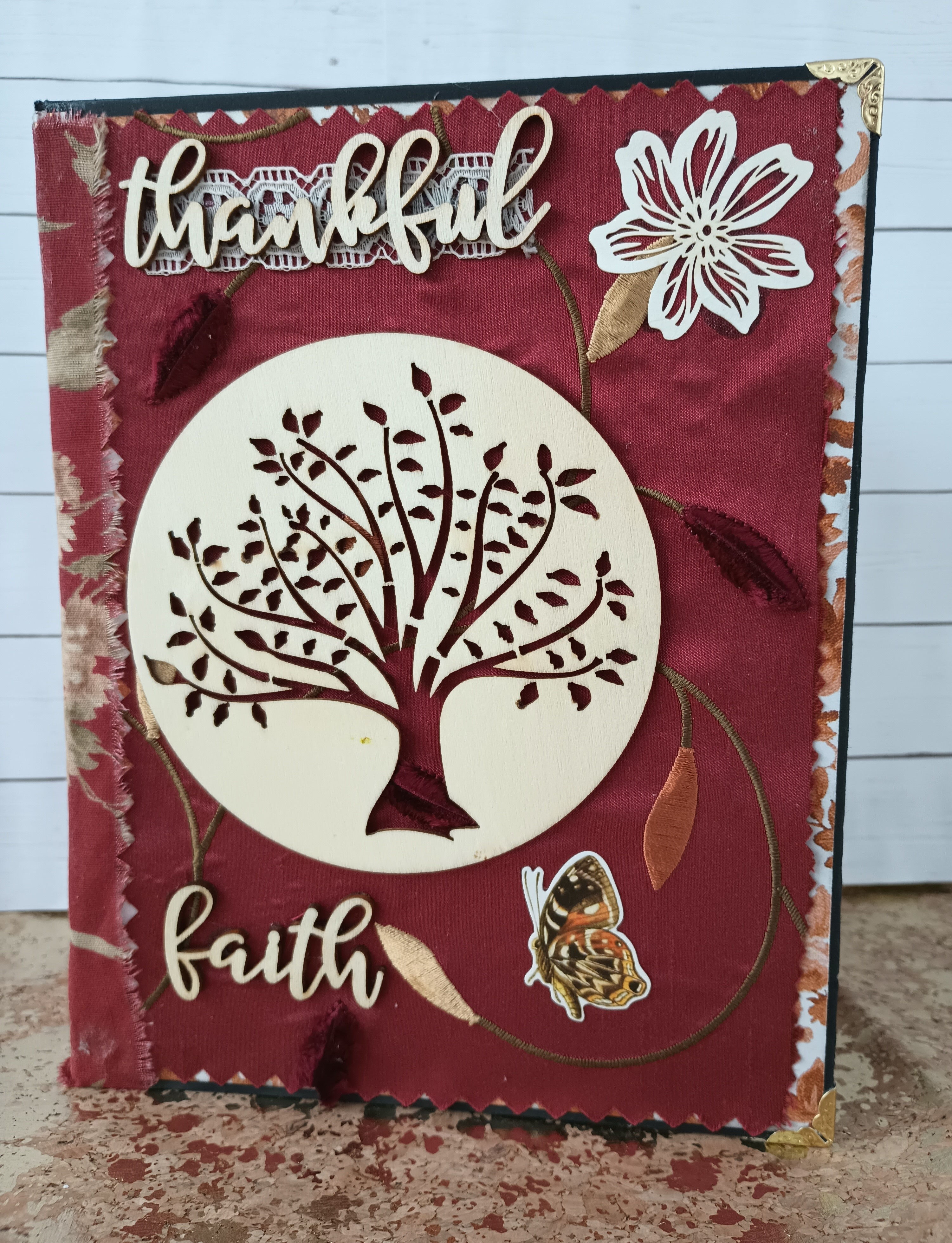 Ten Ways to Love Journal     J10069