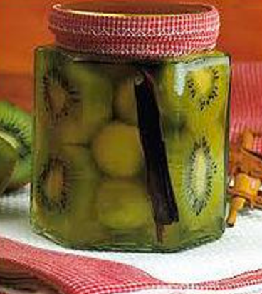 Kiwis en almíbar