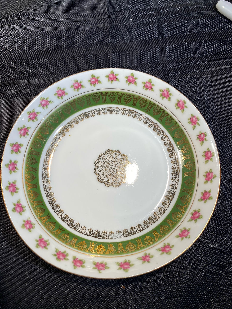 VIENNA AUSTRIA DESERT PLATE SET-8