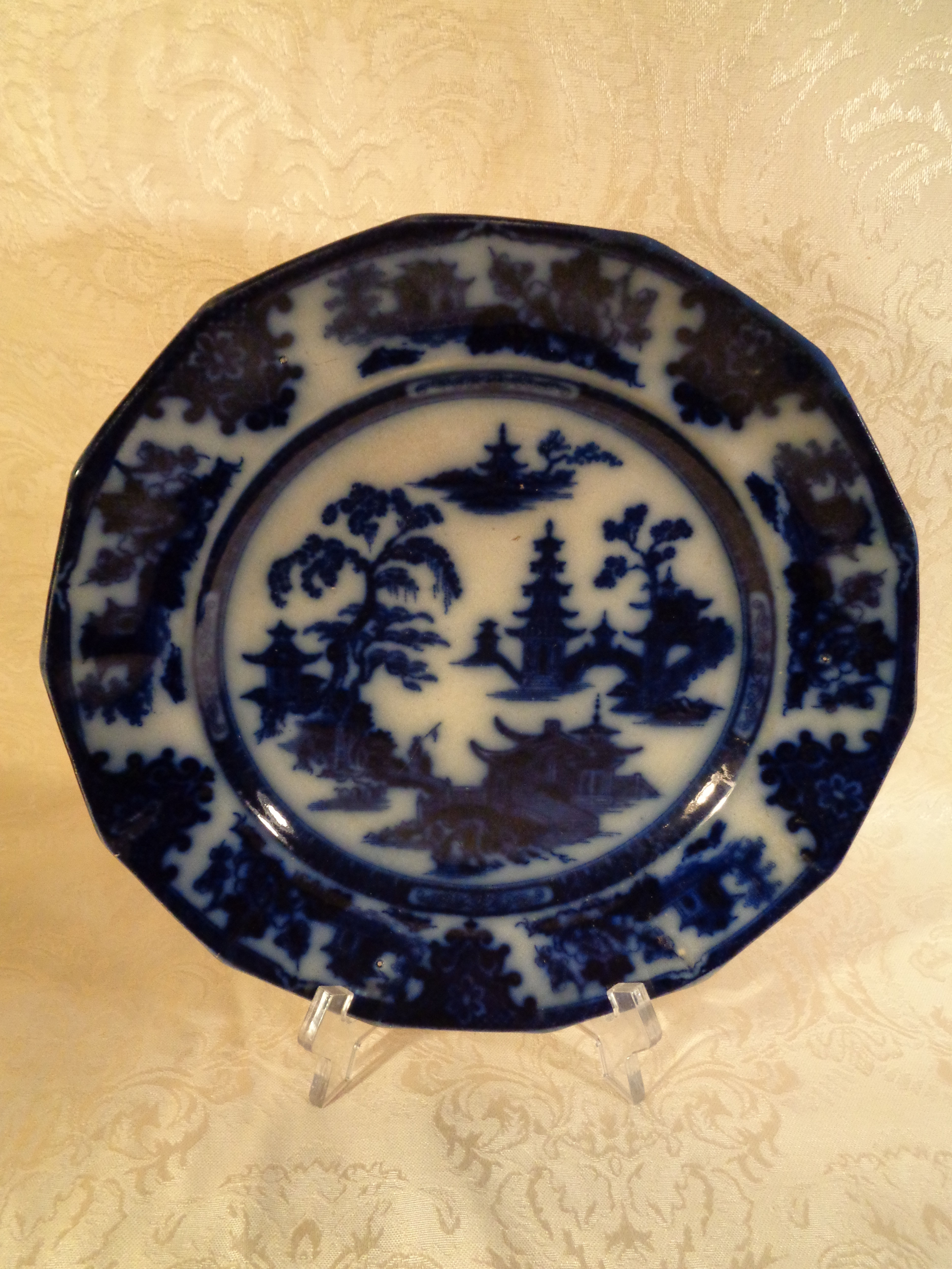 Deep blue rarely available Flo-Blue Plate
