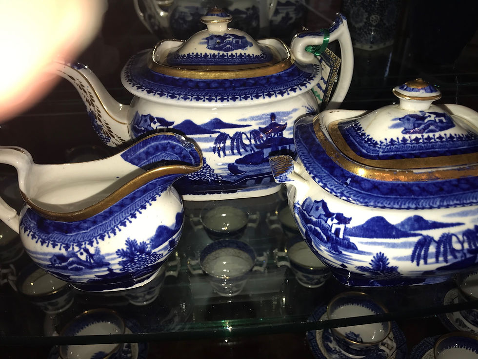 Thumbnail: Japanese Large Tea Set