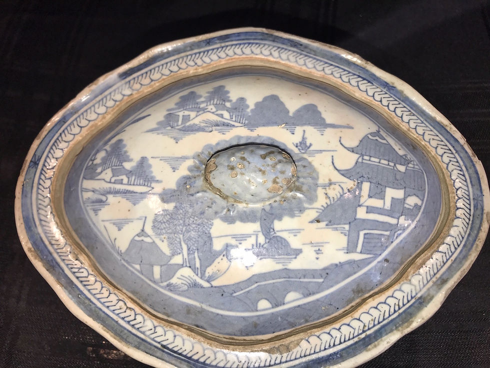 Thumbnail: CANTON BLUE & WHITE COVERED SERVING DISH