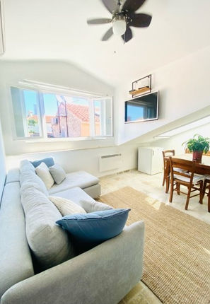 Prodej bytu 47 m², jen pár kroků od moře a pláží - Novigrad, Istrie, Chorvatsko