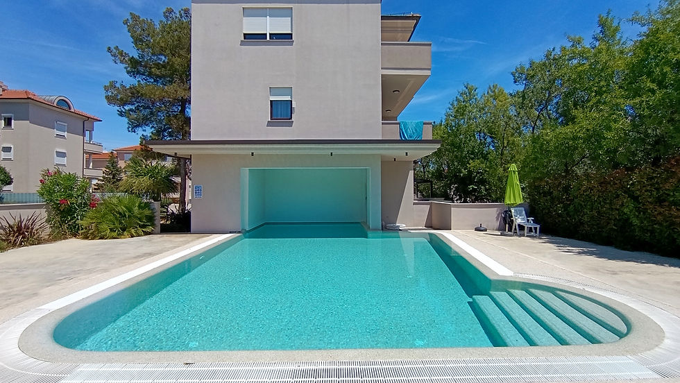🏡 Apartmán s bazénem, terasou a parkováním | Premantura, Istrie