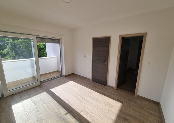 Prodej rodinného domu 105 m², pozemek 184 m²
Novigrad, Istrie, Chorvatsko