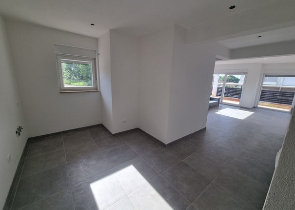 Prodej rodinného domu 105 m², pozemek 184 m²
Novigrad, Istrie, Chorvatsko