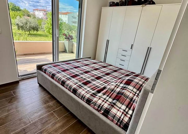 Na prodej moderní byt 70m2 s velkou terasou – Medulin, Istrie, Chorvatsko