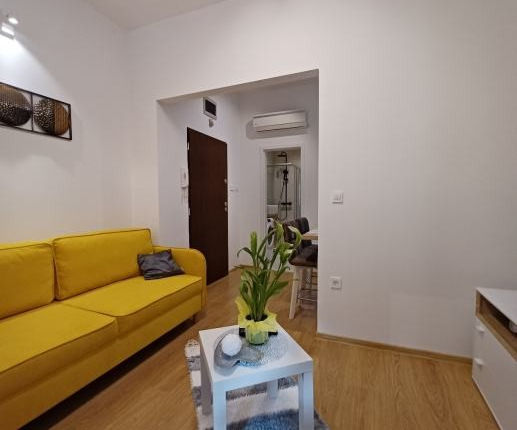 Prodej bytu 2+kk 31 m² s terasou a zahradou, Pula, Istrie, Chorvatsko