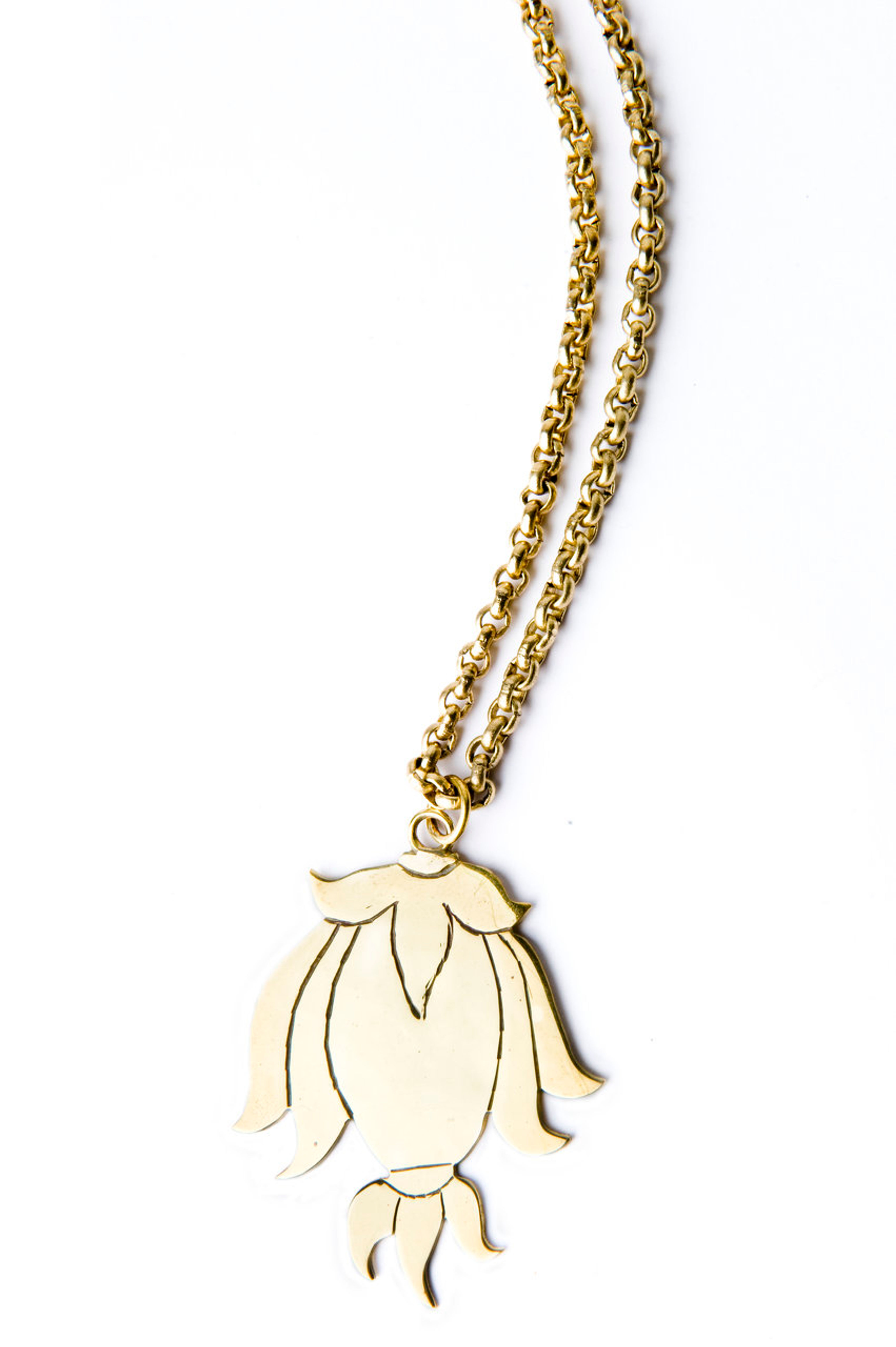 LOTUS PENDANT