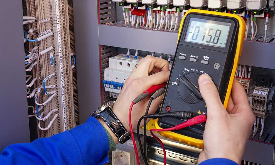 How much does it cost for an Electrician to Rewire a House?