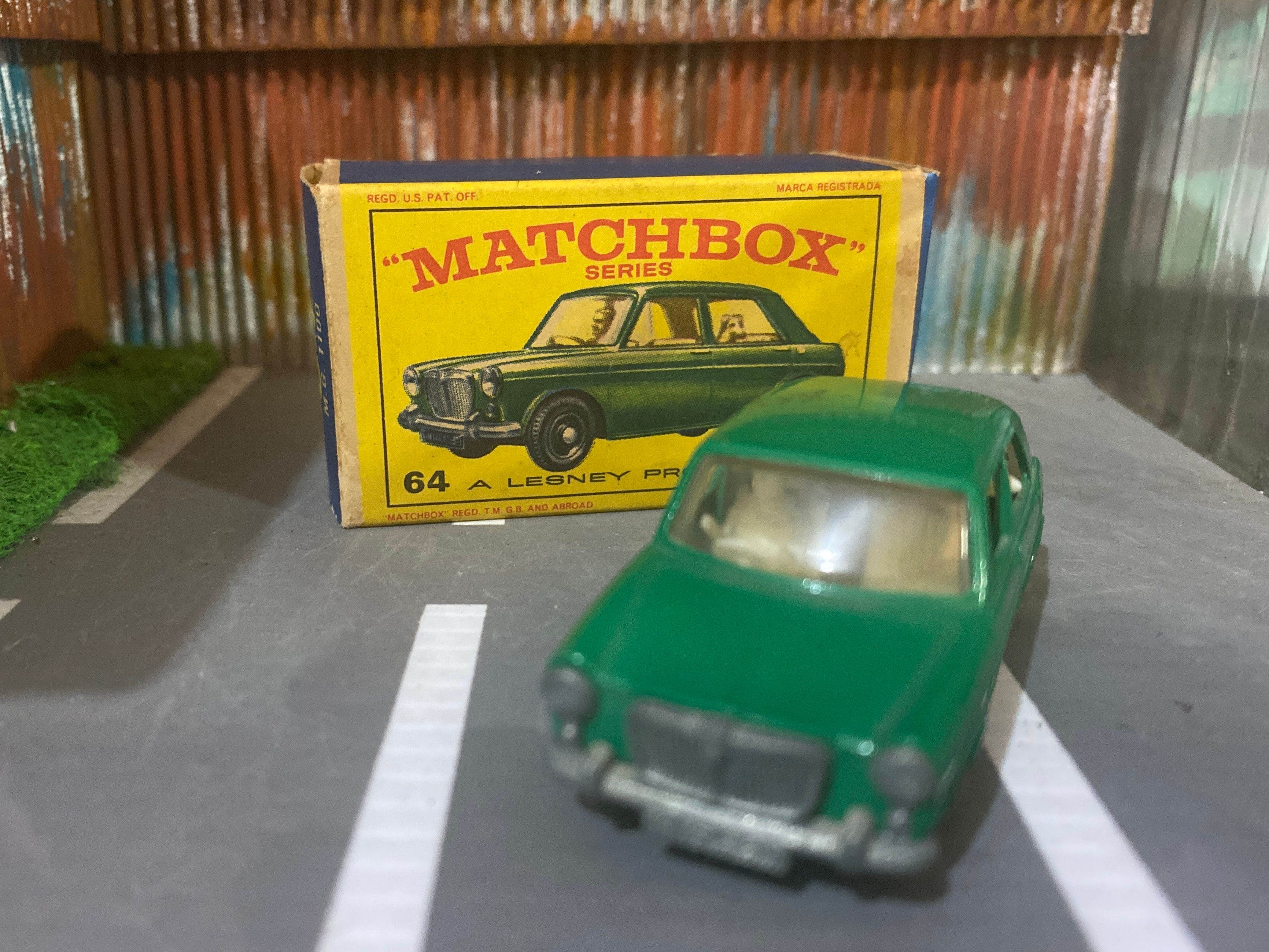 MG 1100 (Caja Original)