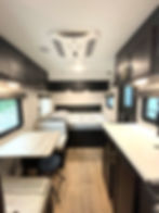 部屋正面