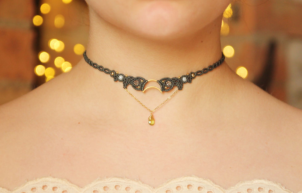 Ras de cou lune goutte péridot