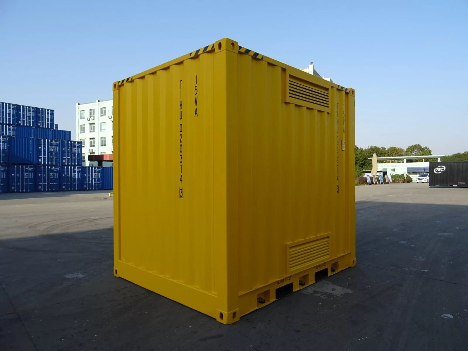 Conteneur pour marchandises dangereuses 10′ High Cube (fond double) Ansicht 3