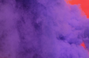 Humo púrpura