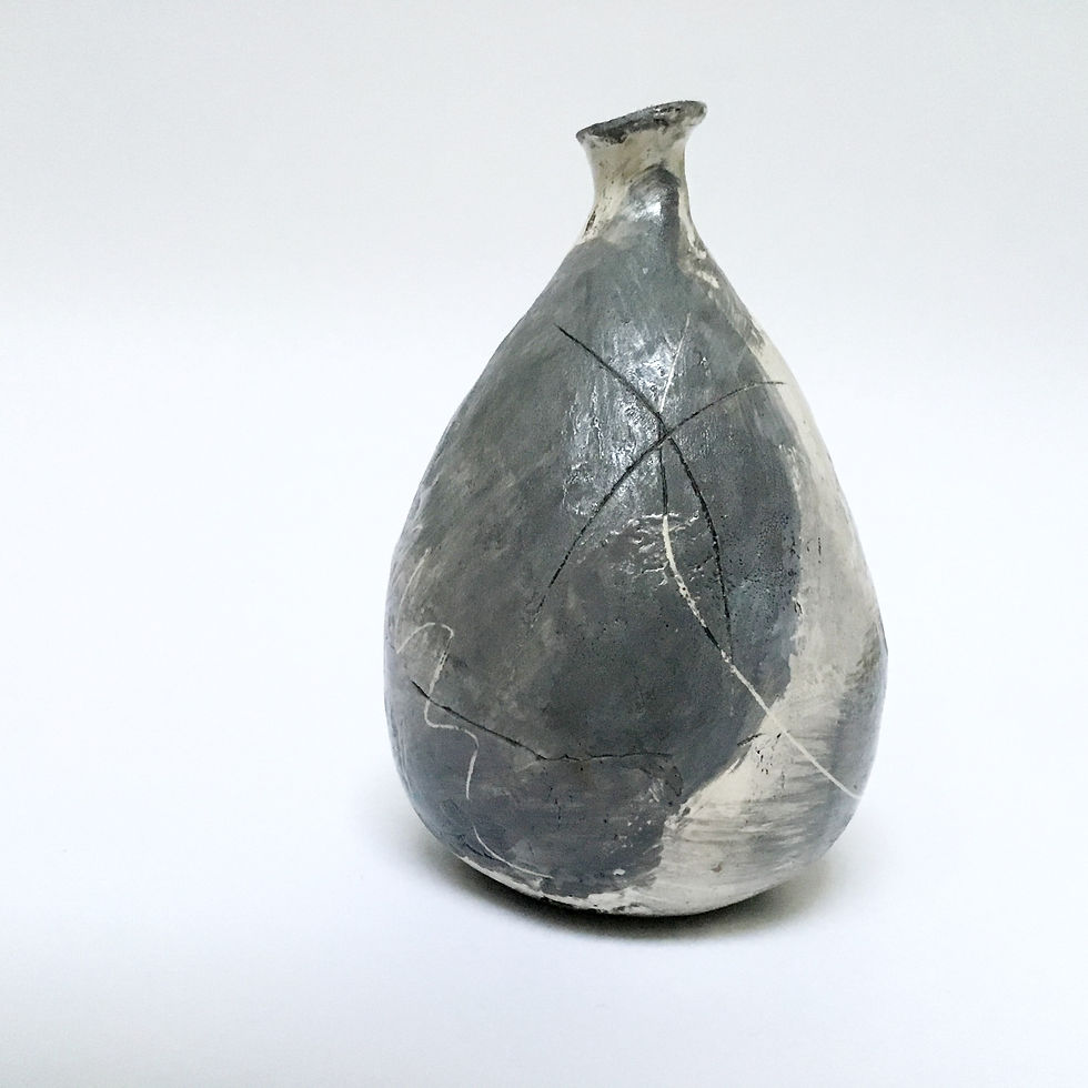 Thumbnail: Grey Vessel
