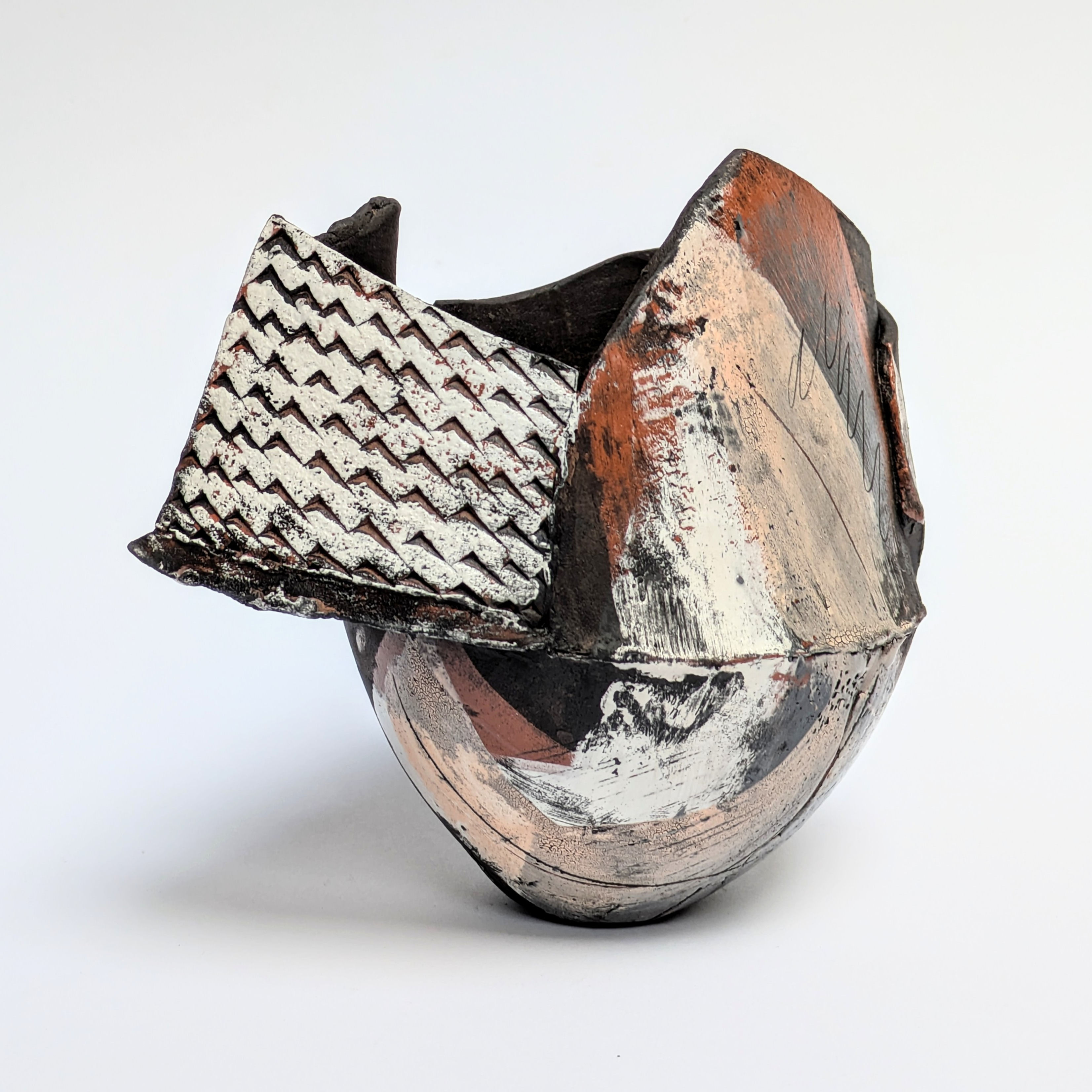 Fragmented Vessel -Medium