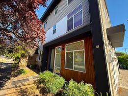 Fully Furnished UW House! 9 Bedrooms!