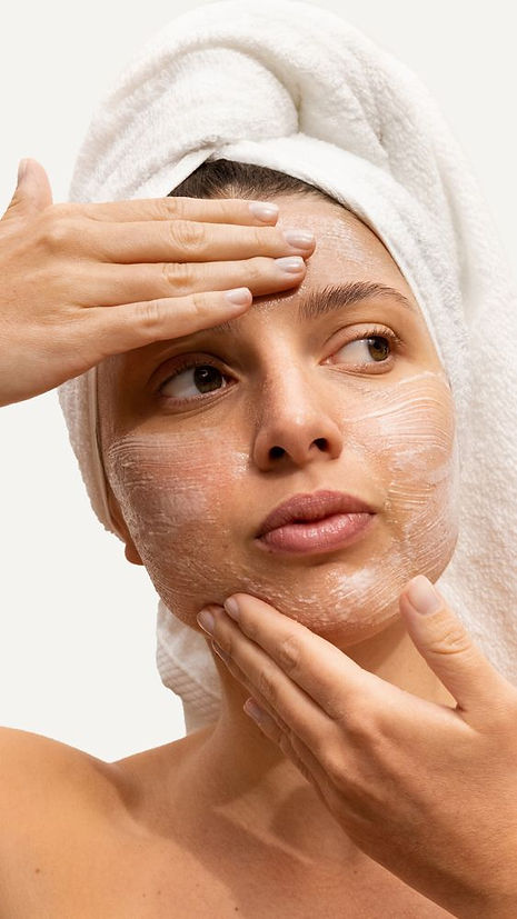 Glowing Skin Secrets_ Transform Your Routine with Expert Skincare Tips!.jpeg