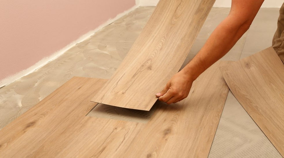 Pisos vinílicos e pisos laminados