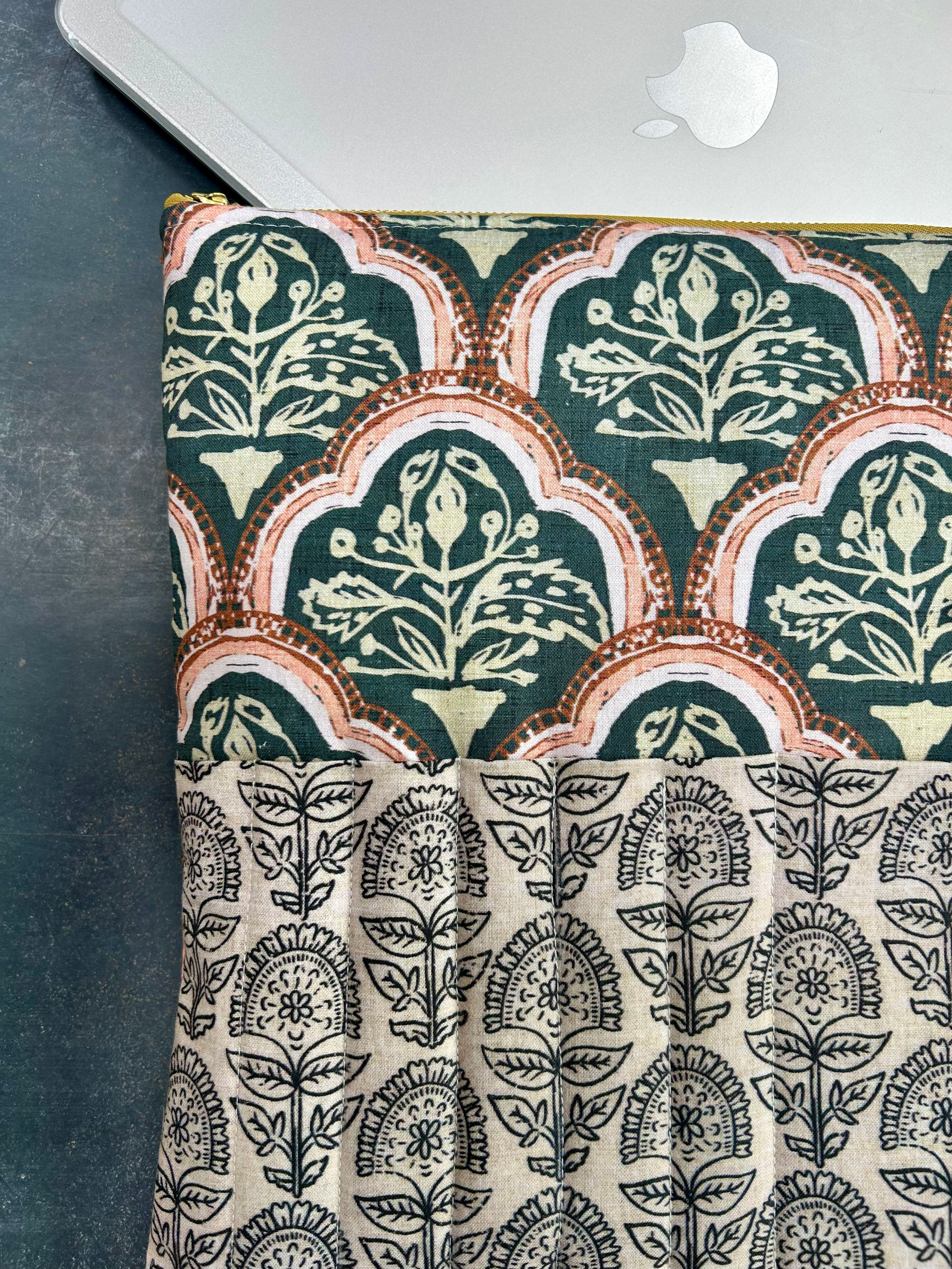 Kendall Bible Study Pouch with Handle