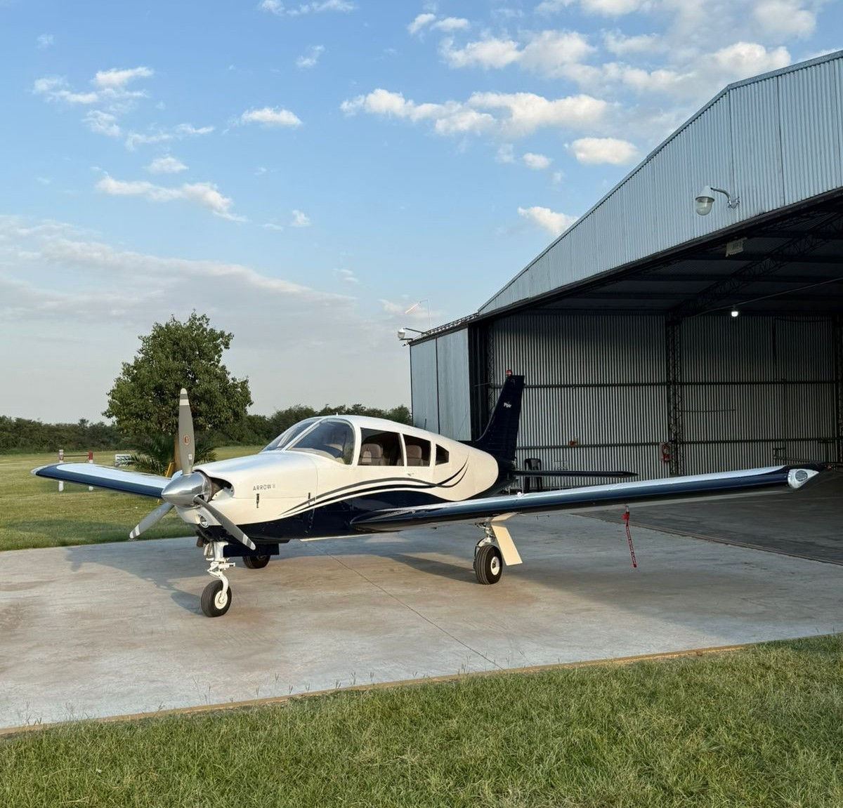 1974 PIPER PA-28 200 R  ARROW II