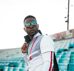 Men's Haircut_5_edited.jpg