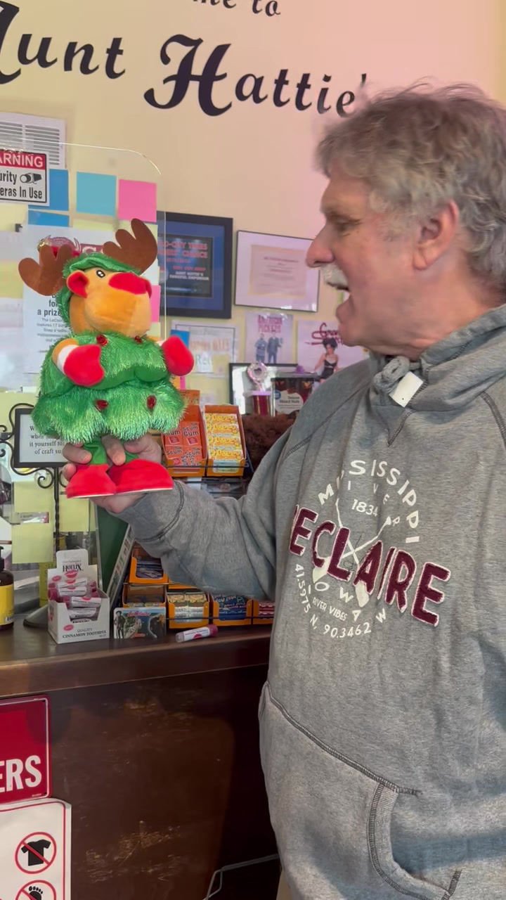 Thumbnail: Rudy the Repeating Reindeer