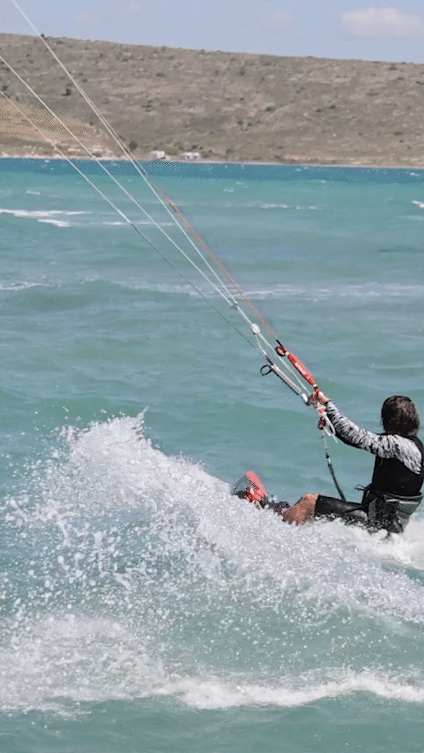 Korhan_kite.gif