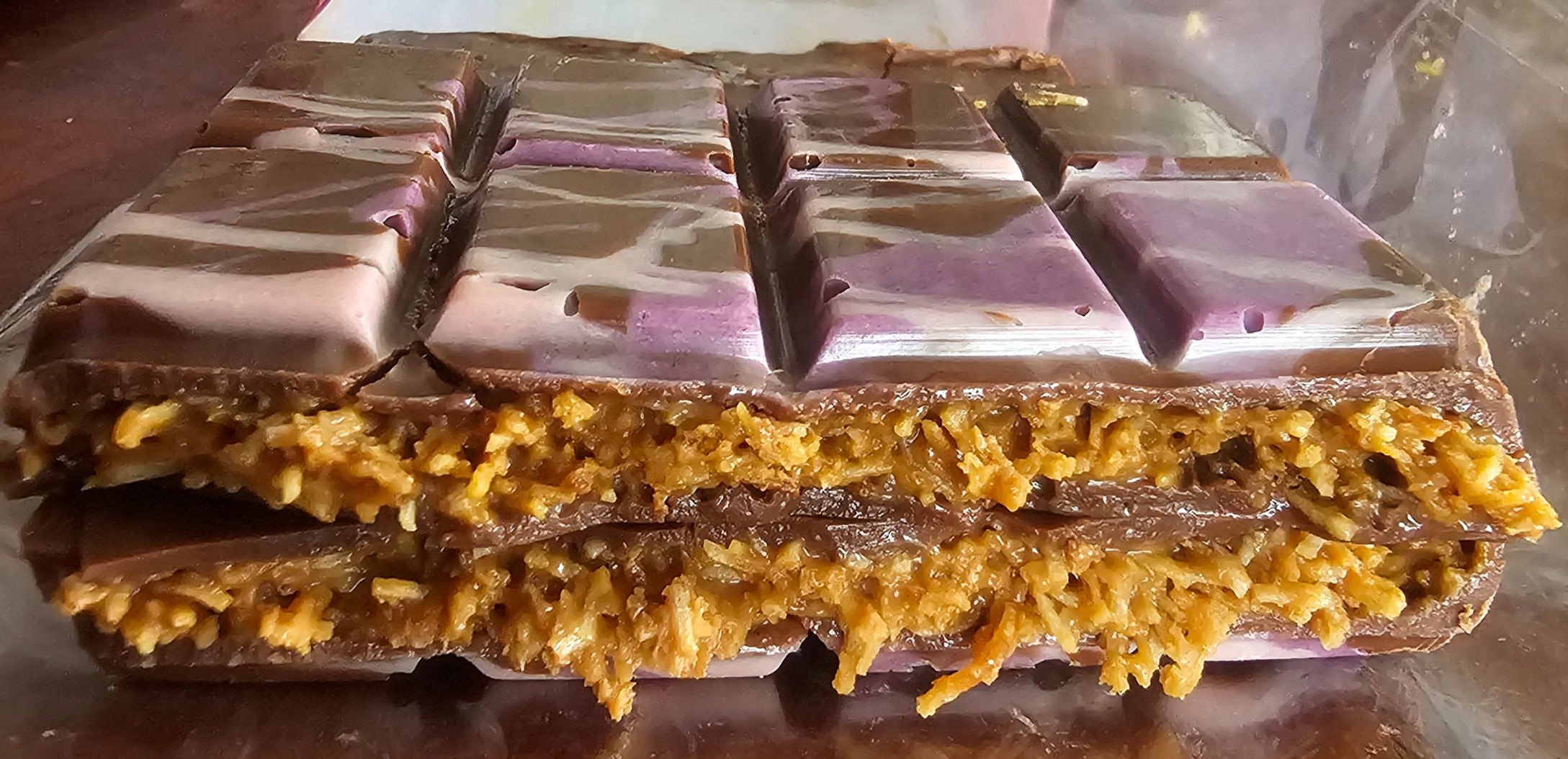 Biscoff Dubai Stuffed Chocolate