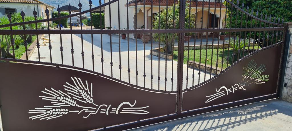 Cancello taglio laser1.jpeg