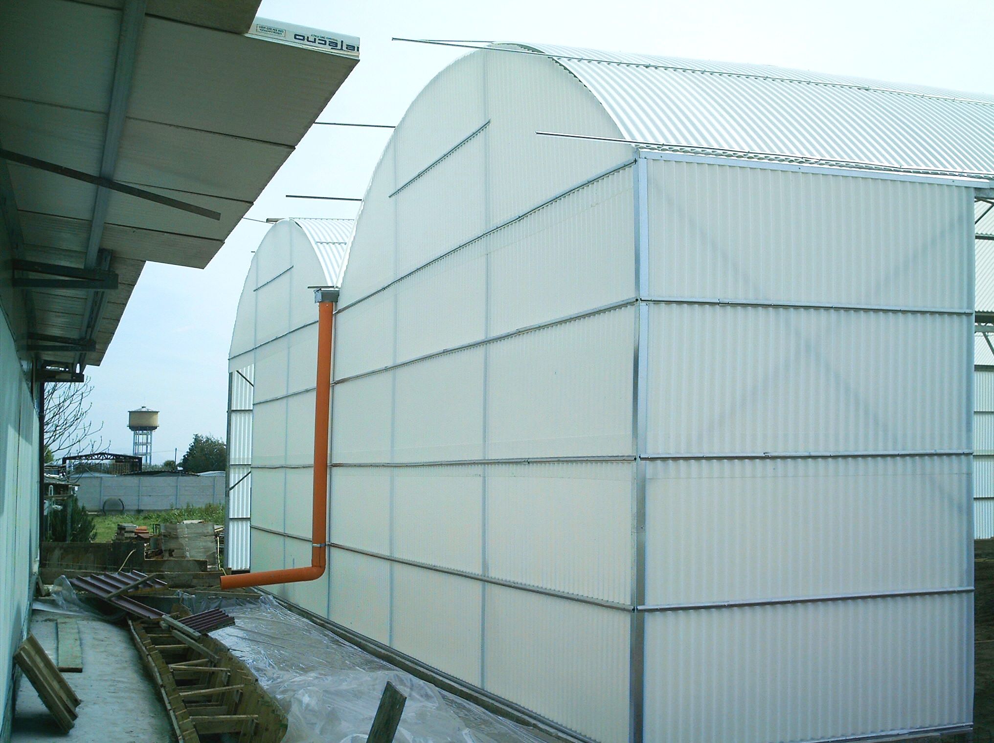 7- destinata a ricovero merci.jpg