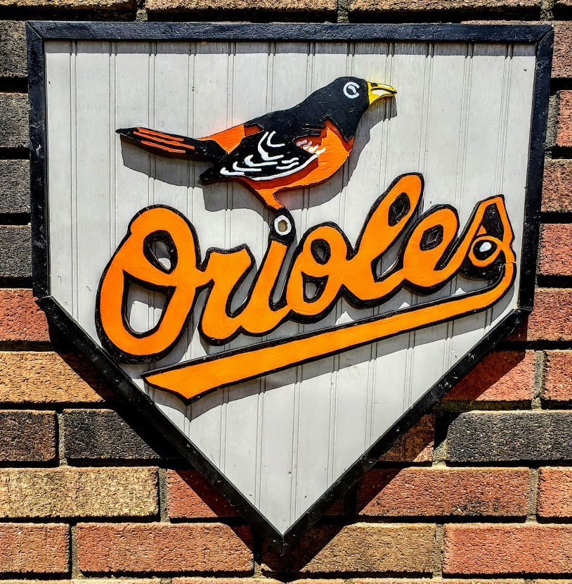 Thumbnail: Unique Logos for Your Teams