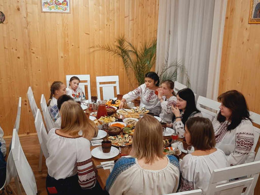 Christmas together or how orphaned children celebrated in the “House of an Angel”