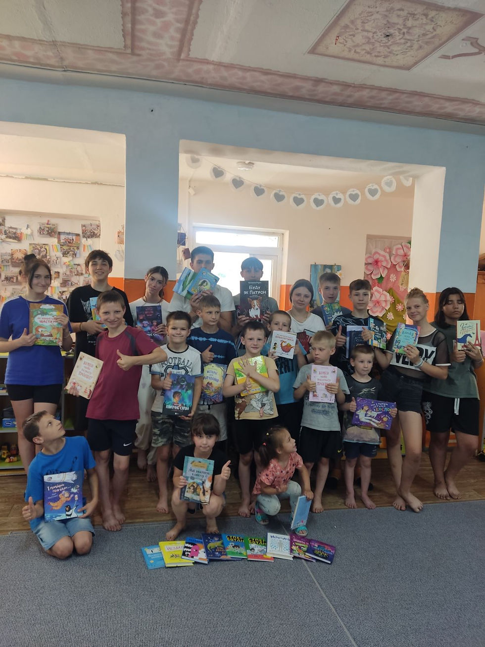 More than 280 children's books have been collected as part of the charity campaign "Pass a Book – Share the Warmth"
