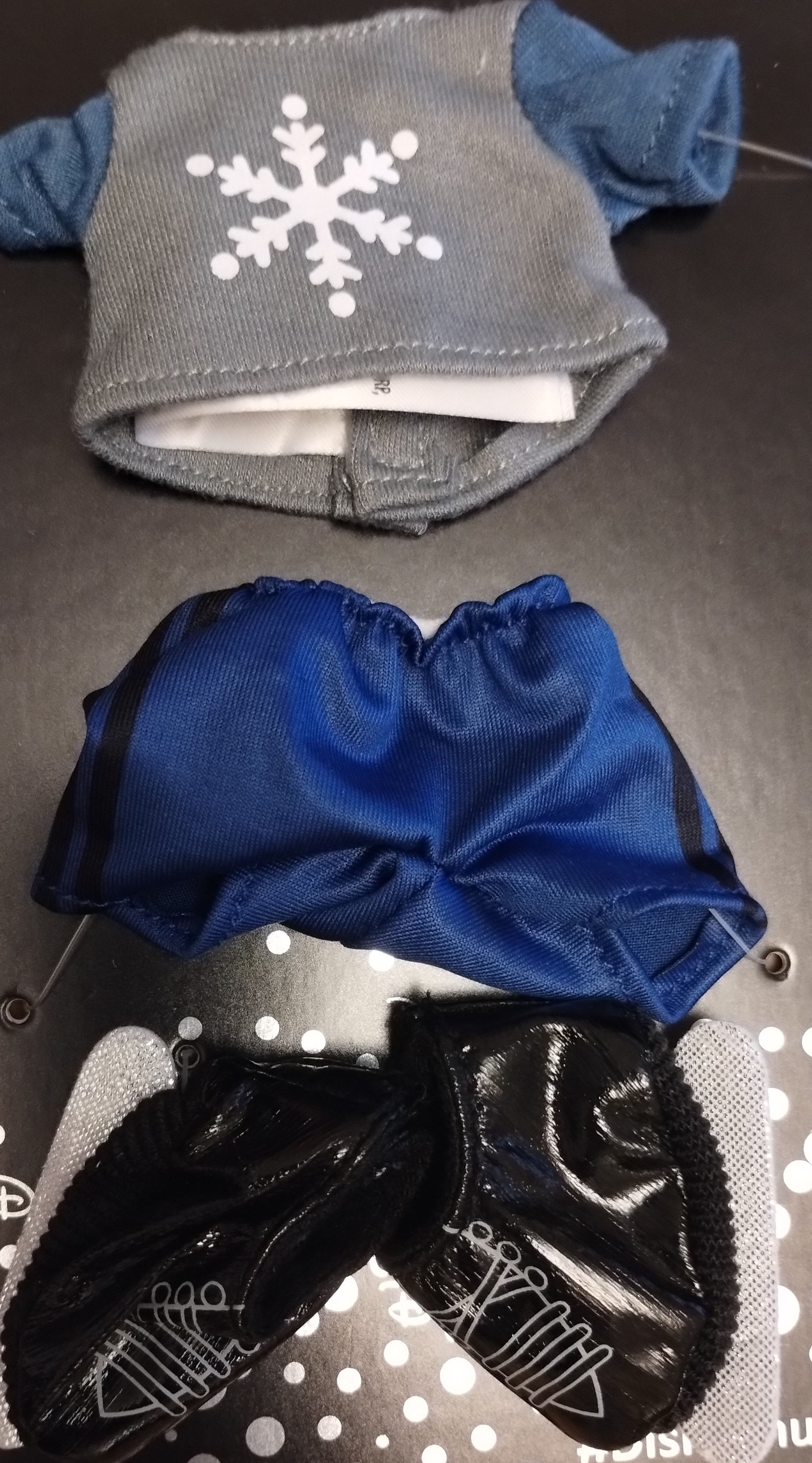 NuiMO Ice Skating Outift (4pc)