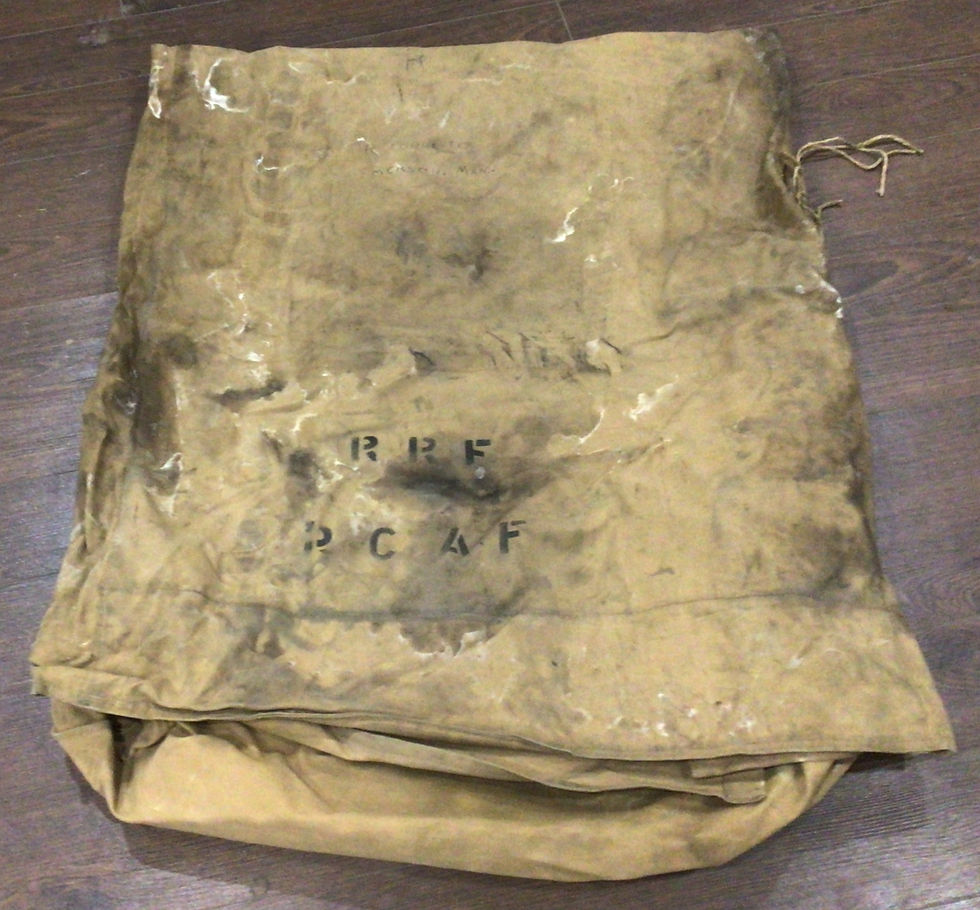 Thumbnail: WW2 R.C.A.F. Surplus Officer's Cot/Tub/Chair/Basin/Pail