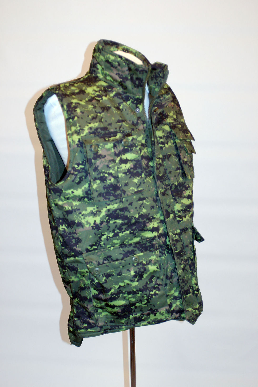 Thumbnail: Canadian Digital Ranger Vest-New