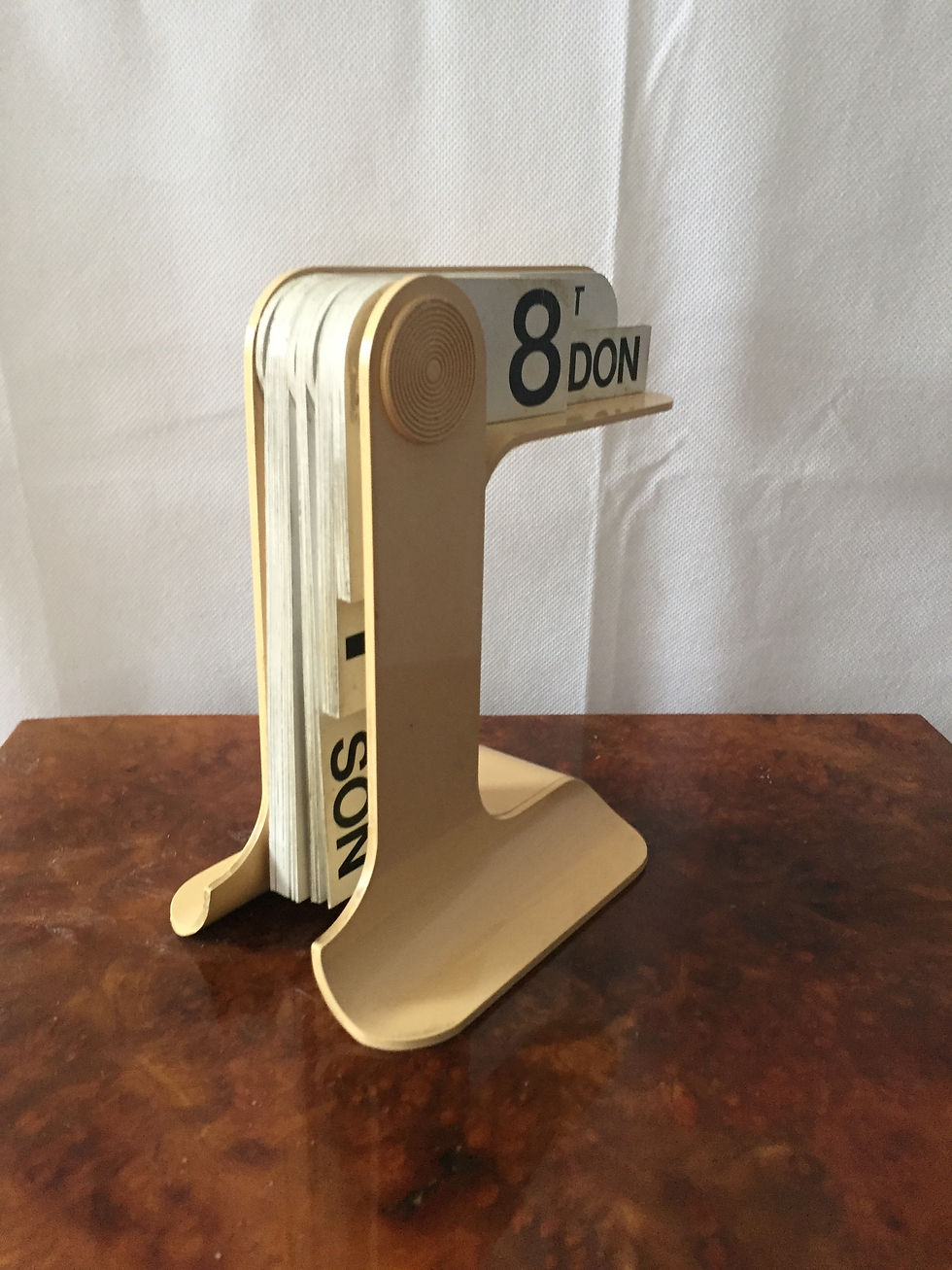 CALENDRIER PERPETUEL TIMOR, ENZO MARI, 1967, EDITION DANESE. MOMA