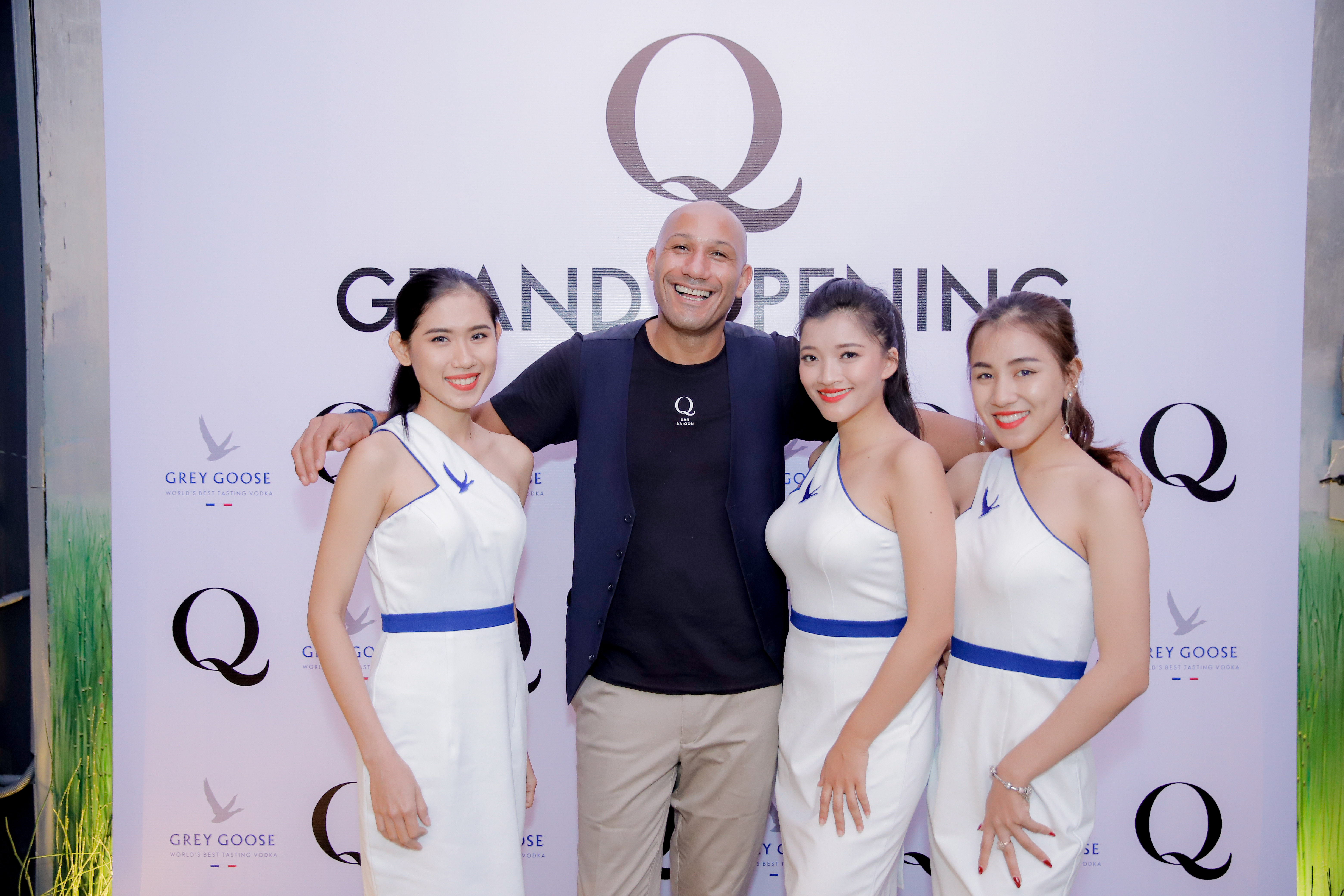 Q BAR SAIGON - OPENING NIGHT