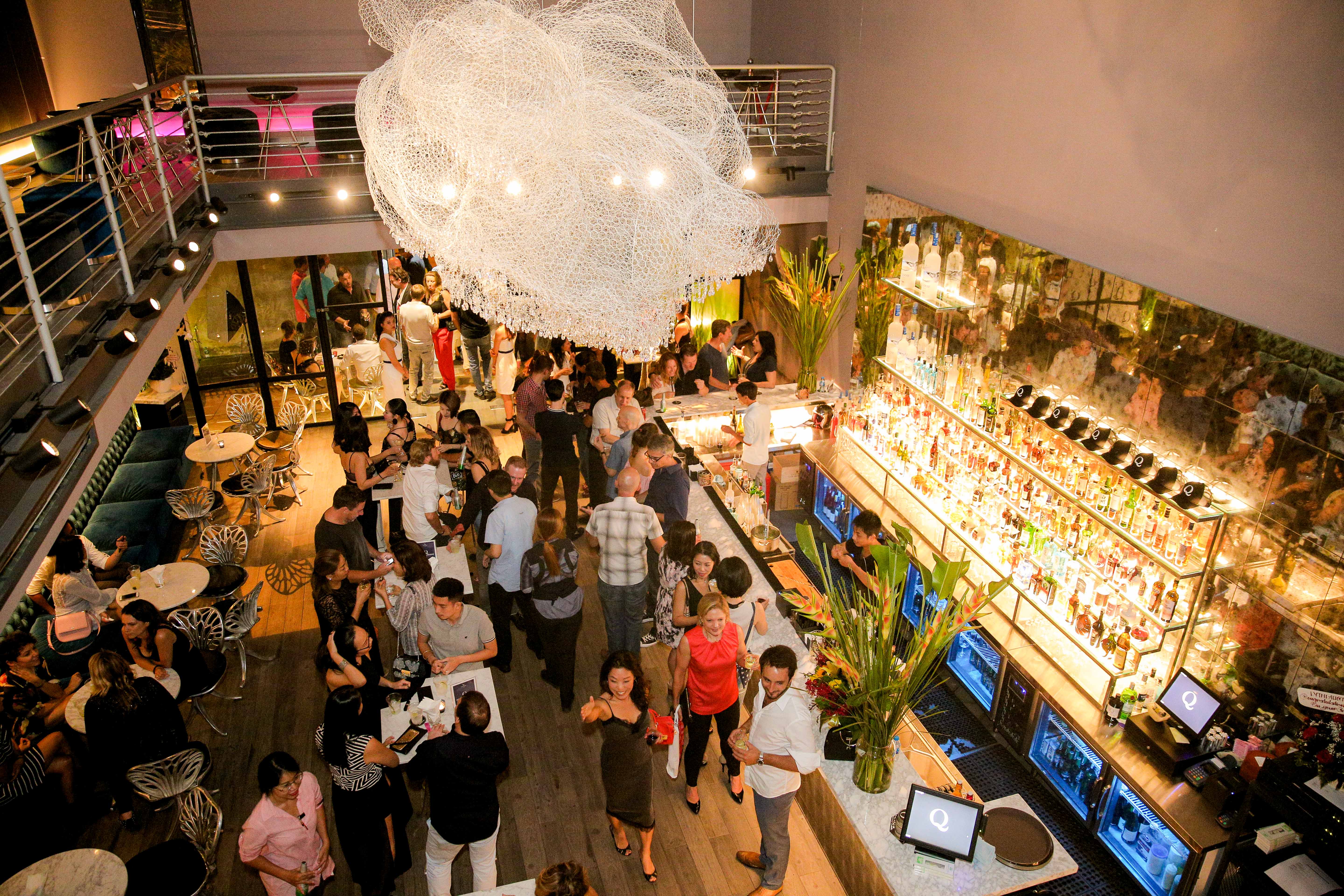 Q BAR SAIGON - COCKTAIL BAR