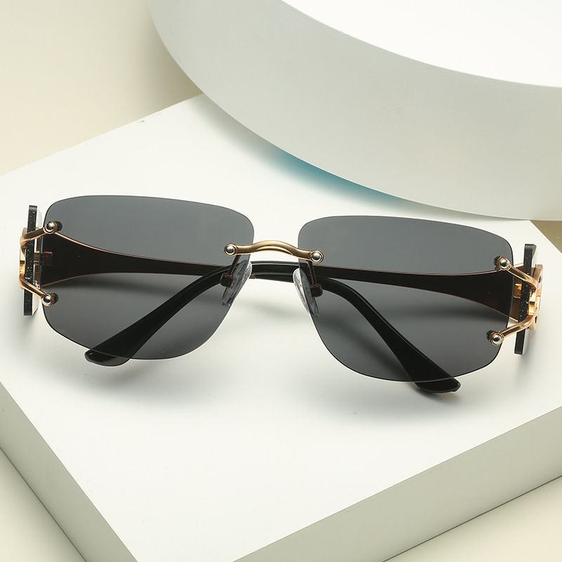 Chikiwiki Cut-edge Diamond Decorative Trend Sunglasses