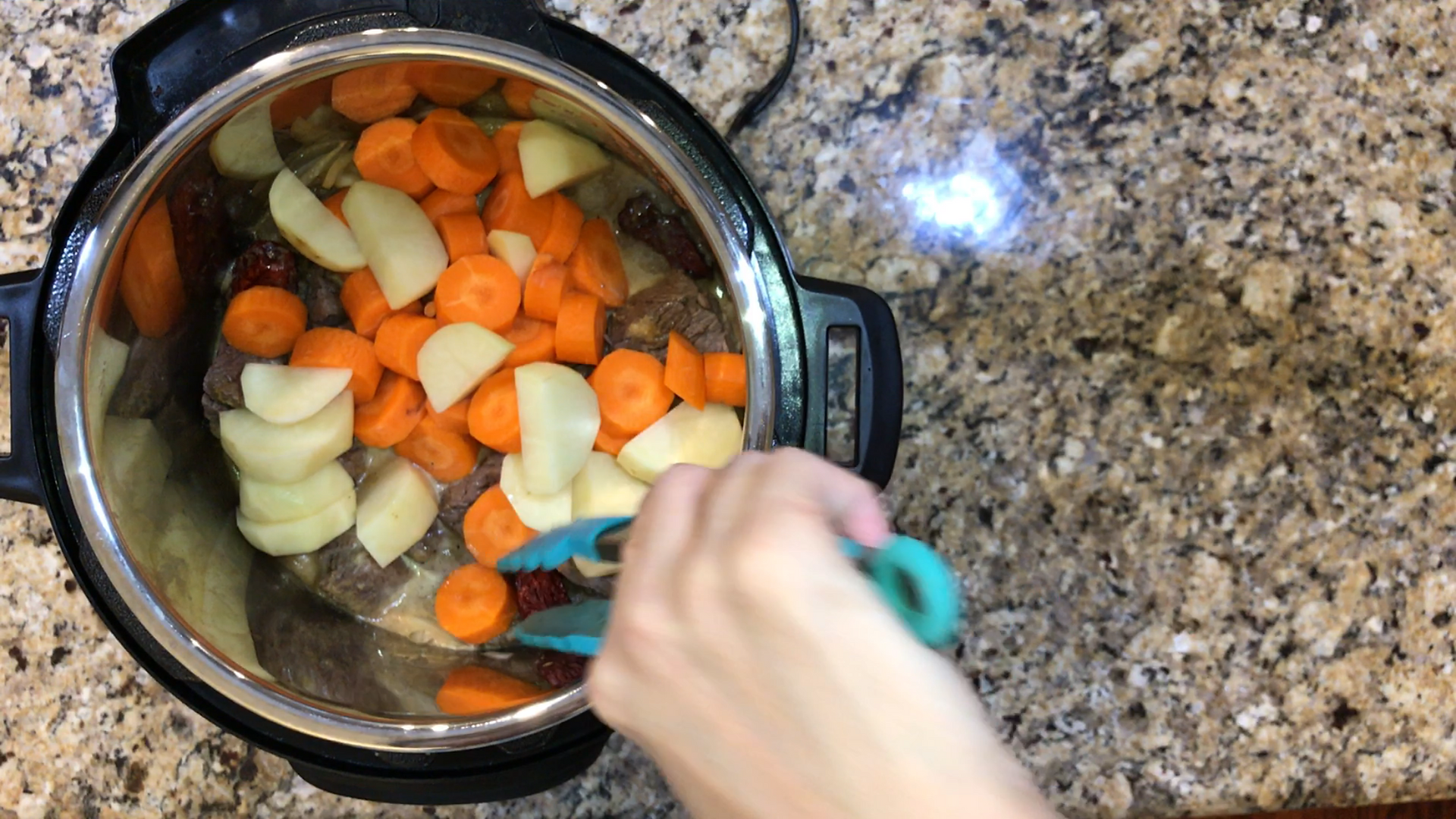 add vegetables and jujubes