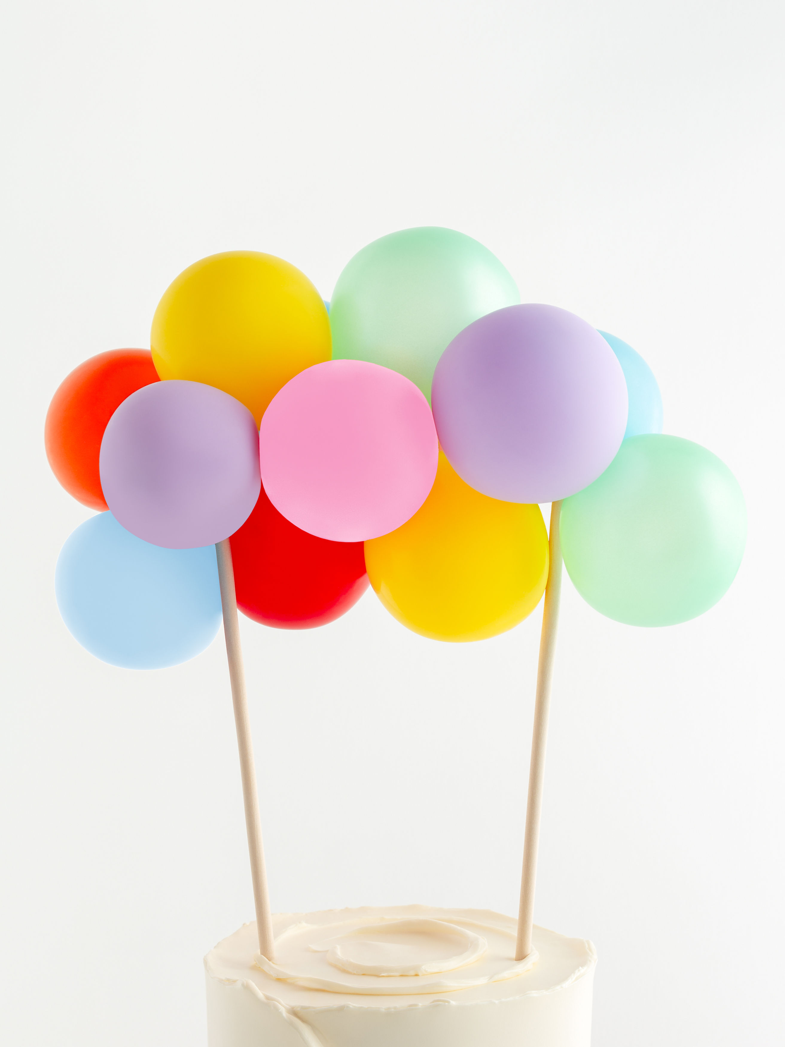 Mini Balloon Garland Topper (Multicolour)