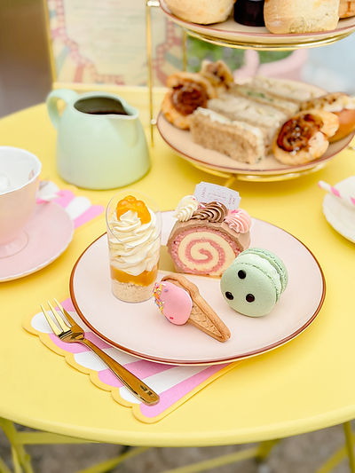 Carnival-Tea-Table-022.jpg
