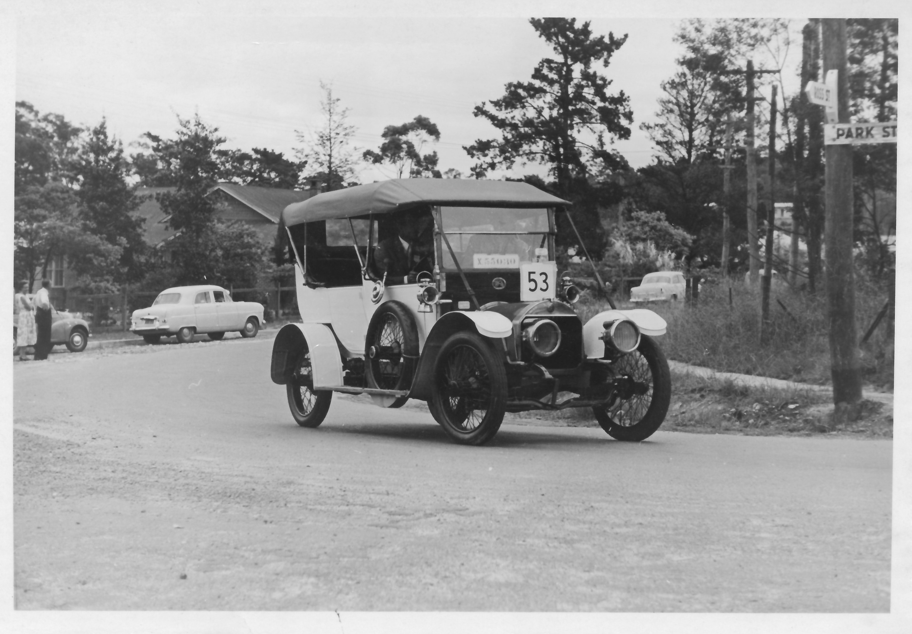 #53 1910 Armstrong Whitworth