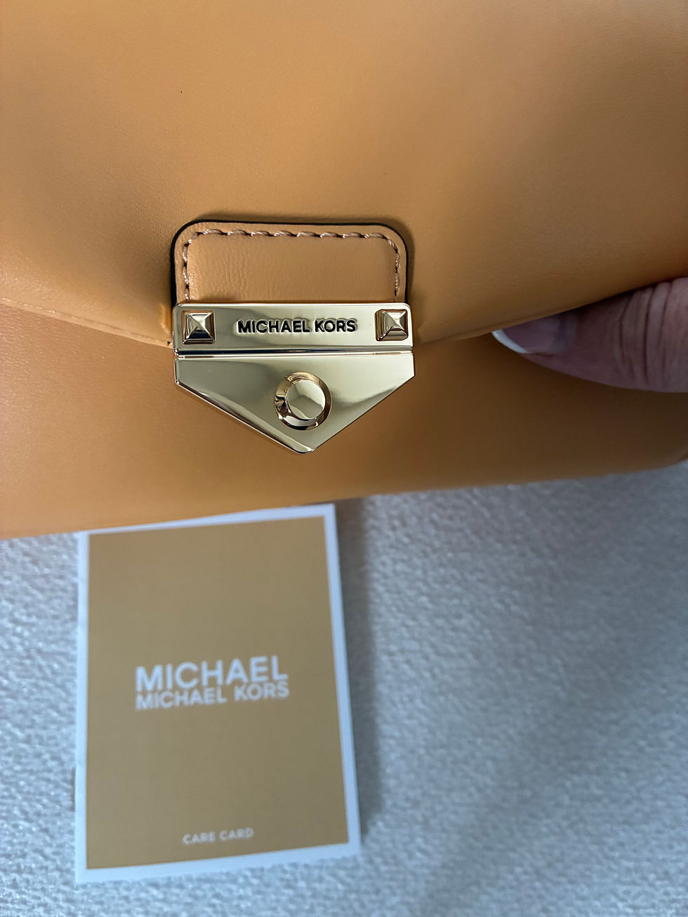 Thumbnail: Michael Kors Soho Convertible Shoulder  & Crossbody in Honey Tan BNWT 
