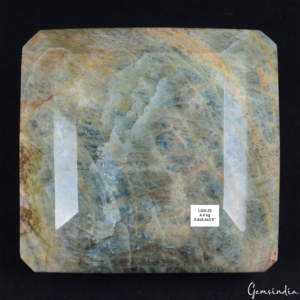 Thumbnail: 4.4 Kg Natural Untreated Beryl Aquamarine Blue Octagon Cut Museum Size Gemstone