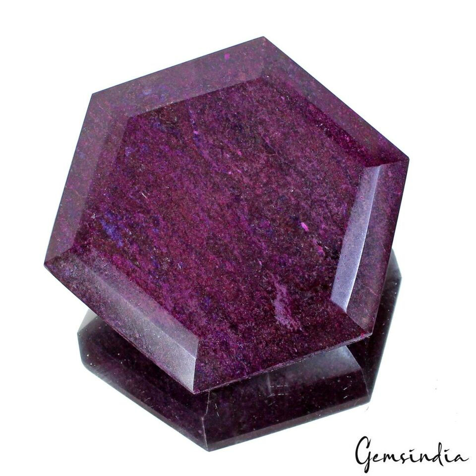 Miniaturbild: 3300 Cts Natural Deep Red Ruby Hexagon Cut Loose Earth mined Gemstone w/ Stand