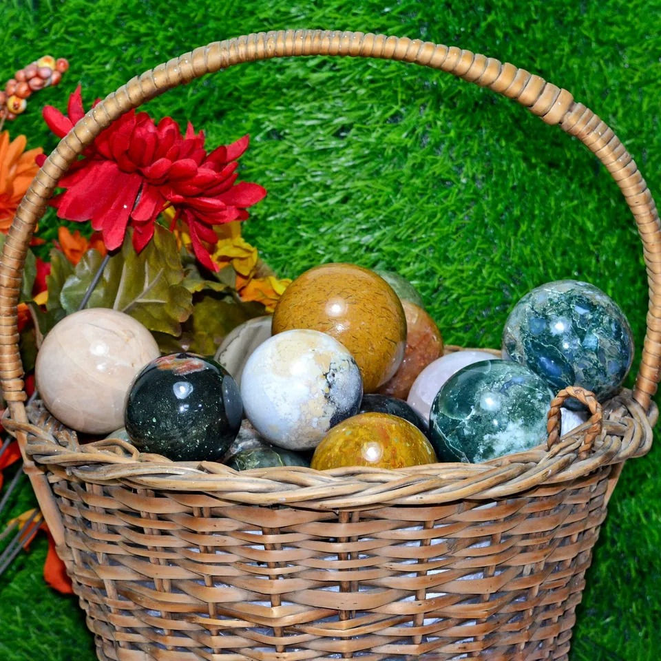 サムネイル： Superb Wholesale 5Kg/20 Pcs Natural Untreated Multi Color Huge Gems Sphere Lot